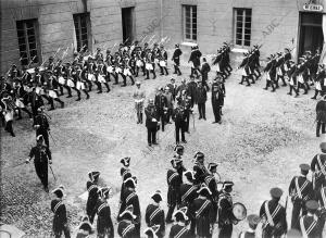 Ceremonia de presentación del nuevo Comandante General, Sr. Aznar