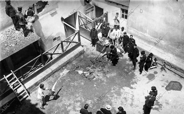 scubrimiento de los restos de la víctima del «Crimen del capitán Sánchez»,...