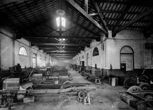 Sala de montaje de chasis de turismos en la fábrica Hispano-Suiza