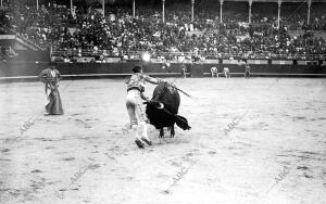 Vicente pastor Dando una gran Estocada