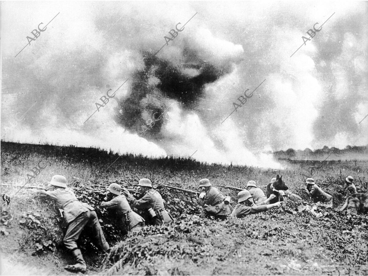 La Batalla De Verdún Enfrentó Al Ejército Alemán Y Francés Entre El 21 De Archivo Abc 2122