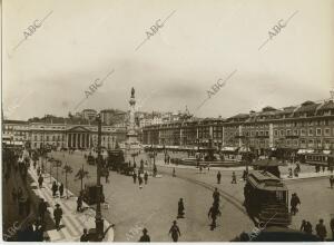 La Plaza de Pedro IV, conocida popularmente como Plaza del Rossio