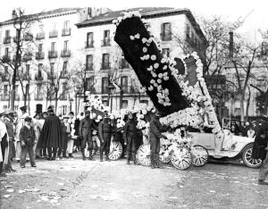 "en busca de Aviadores", segundo premio del concurso de Coches