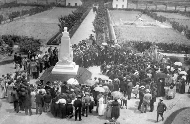 Inauguración del monumento Erigido al insigne agrónomo D. Manuel Rodríguez ayuso