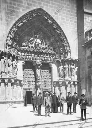 Excursión de Alumnos de la Universidad de Granada, Presididos por el catedrático...