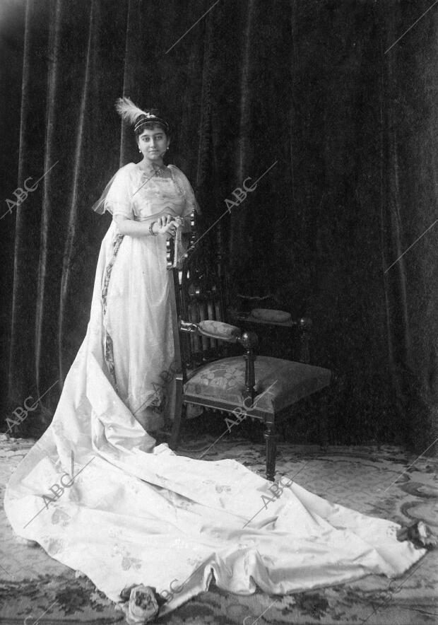 La Señorita catalina Domínguez Pérez de Varas, Hija de la varonesa de Gracial...