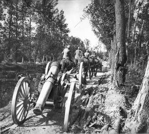 Batería de grueso calibre en camino para Nuevas Posiciones en la zona del Somme