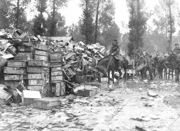 Cajas de Municiones de artillería Consumidas en el bombardeo de Fricourt