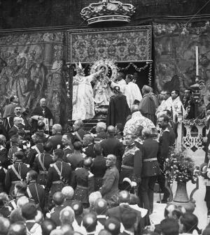 Solemne ceremonia de la coronación de la Sagrada imagen de nuestra Señora de la...