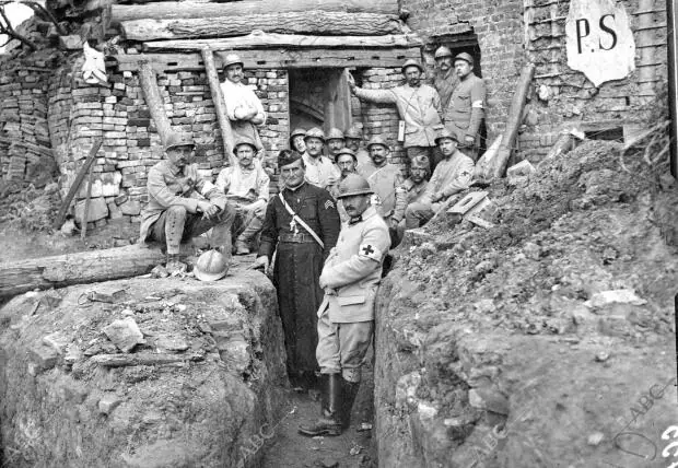 Un puesto de socorro en la línea de combate del Somme