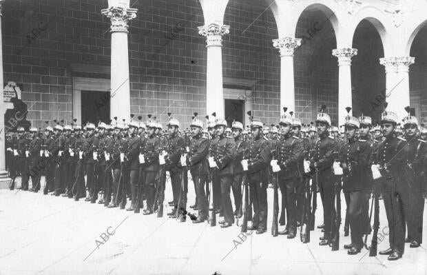 Alumnos del primer curso que Han jurado la Bandera