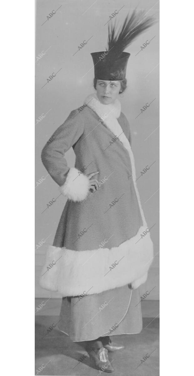 En la Imagen, abrigo de 1916