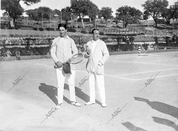 D. Alfonso Olivares y D. Luis Uhagón, Ganadores Del "Handicap" Dobles de...