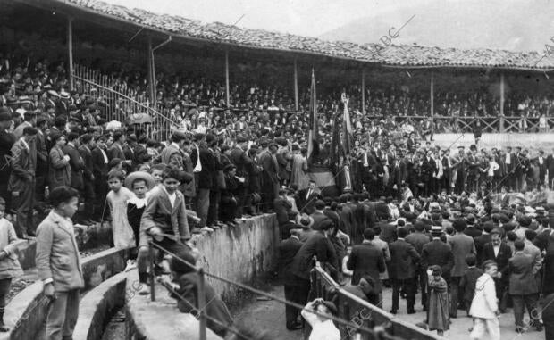 Un aspecto de la plaza de Toros durante el acto celebrado el domingo último