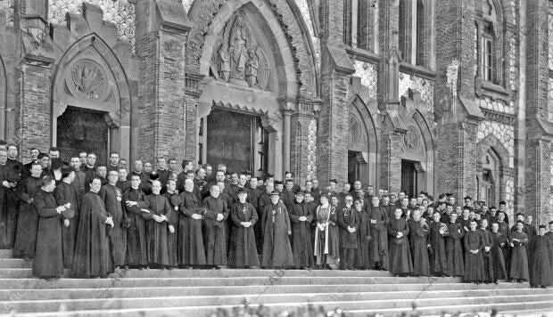 El Semianrio pontificio de Comillas (Santander) - el nuncio de su Santidad...