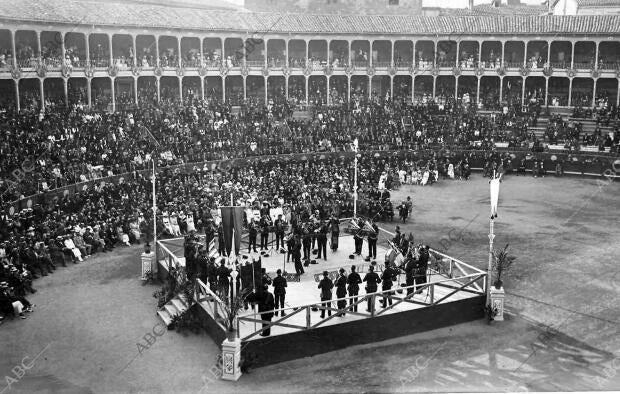 Aspecto de la plaza de Toros durante el concurso de Bandas