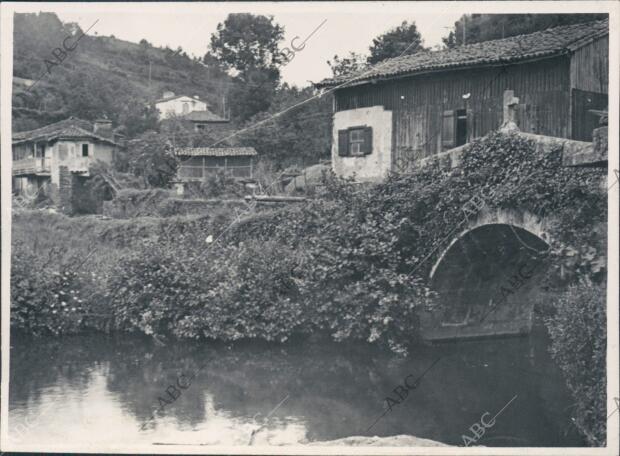 Inmediaciones de la ría de Betanzos, lugar que Conduce A Los "Caneiros" donde se...