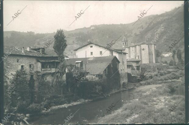 Vista del pueblo de Legorreta (Guipúzcoa)