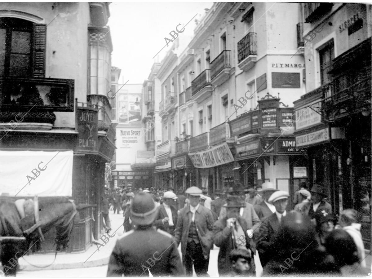 Calle de las Sierpes fecha Aproximada - Archivo ABC