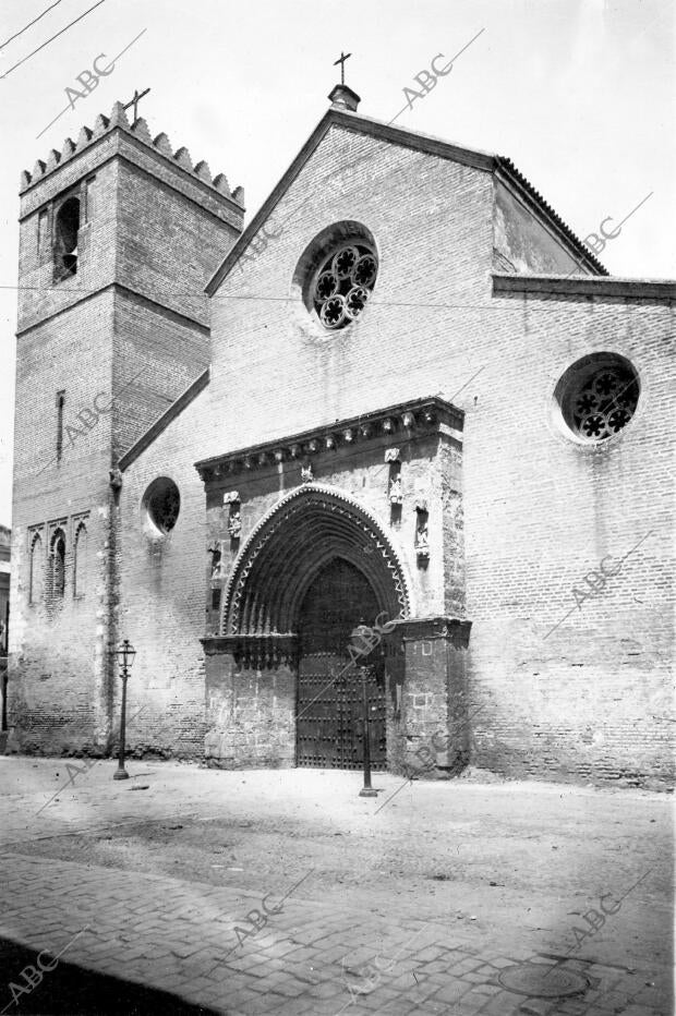 La iglesia de santa Marina, donde Está Enterrado el cronista Pedro Mexia fecha...