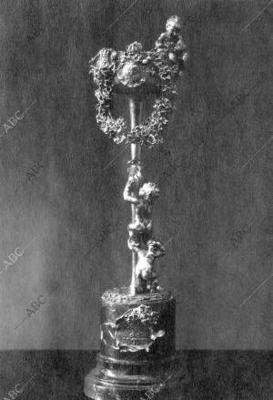 Esta copa ha Sido Modelada por D. Luis Perinat