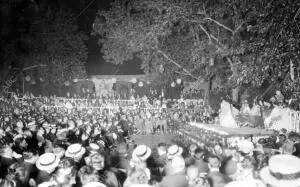 Aspecto que Ofrecía la plaza de los Aljibes durante la celebración del concurso...