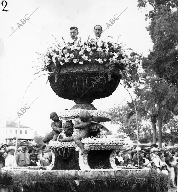 Carroza Presentada por el gobernador civil de la Provincia