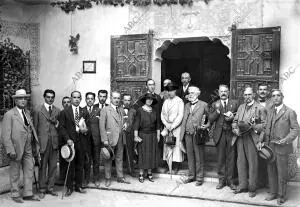 El Sr. don Florestan Aguilar (X), presidente del congreso de Odontología,...