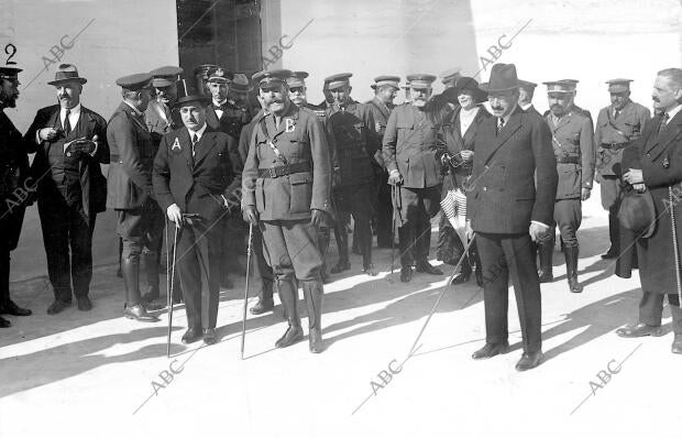 Melilla - la estación de Desinfeccion el presidente de la Diputacion de Vizcaya,...