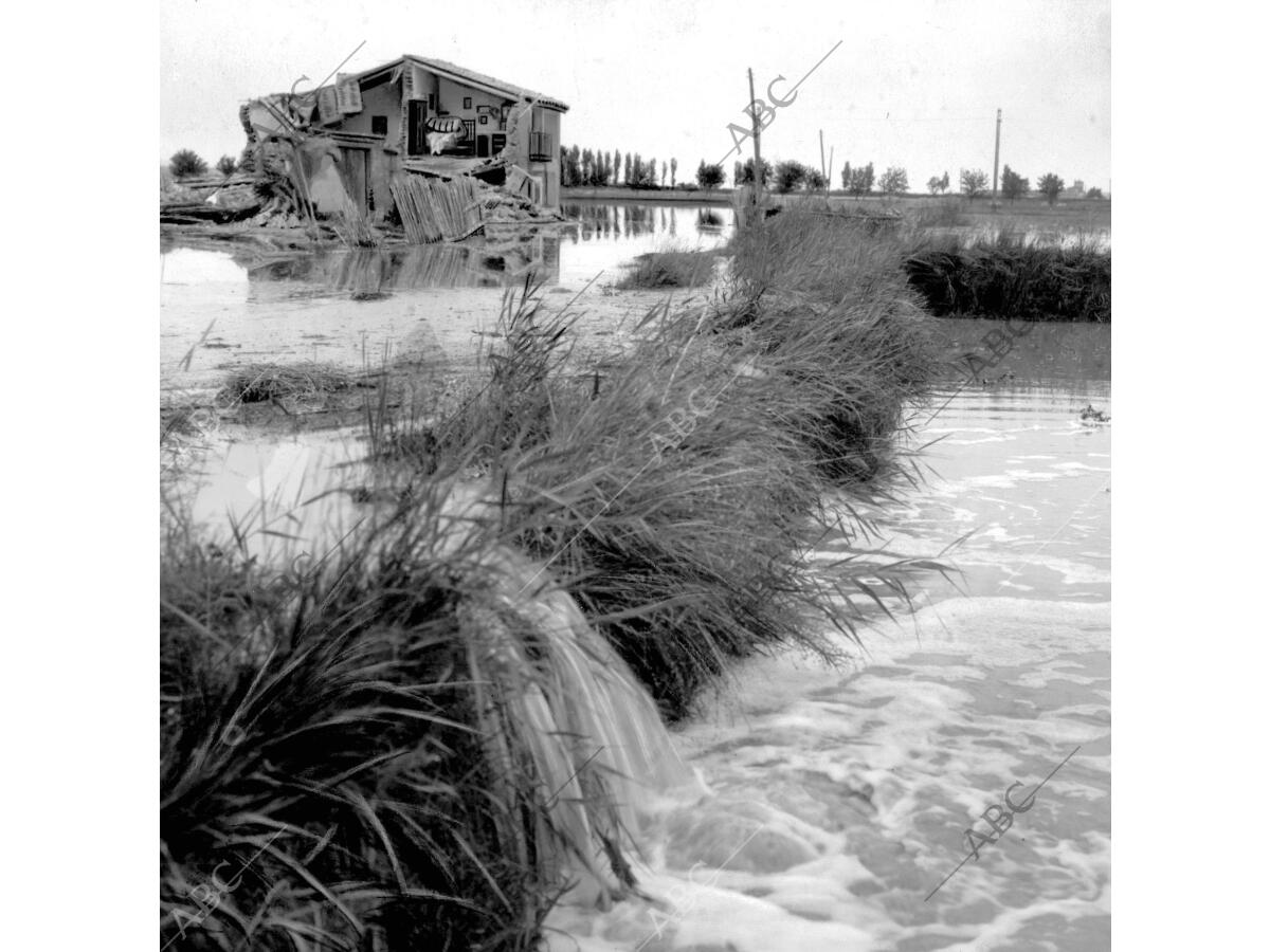 Aspecto de las inundaciones que han destruido el pueblo de San Juan de