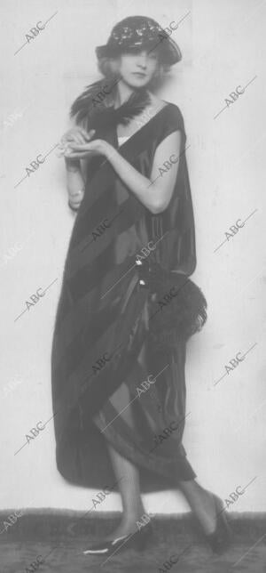 En la Imagen, un abrigo de 1924