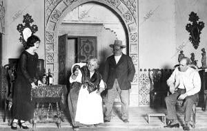 Una escena de la Comedia, de Francisco Viu "el Surco" Estrenada en el teatro de...