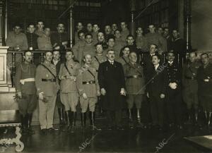 El Ministro de Portugal, Sr. Melo Barreto (1), con el Coronel Burguete 2), el...