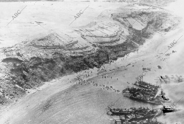 Desembarco de tropas españolas en Ixdaín