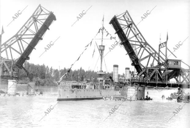 Fotografía tomada del Libro "los Puentes sobre el Guadalquivir" Editado por el...