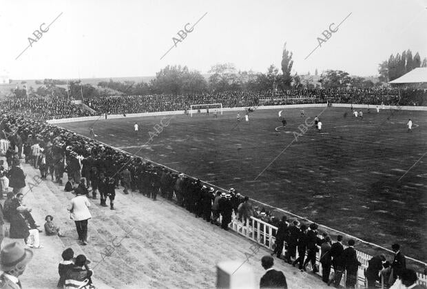 (CA.) Un partido del Real Madrid en el viejo Chamartín