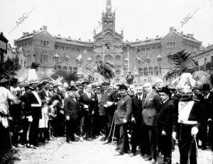 La Avenida del General Primo de Rivera: el presidente del Gobierno (x), con las...