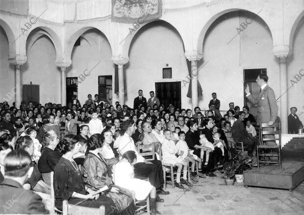 Aspecto que Ofrecía el patio de la casa de vecindad de la calle de Levies...