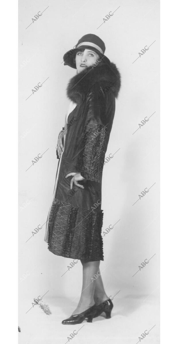 En la Imagen, abrigo de 1926 diseño de Amy Linker