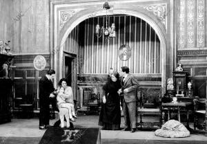 Una escena del tercer acto de la Obra "Rhaguel", original de D. Miguel Unamuno,...