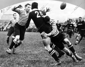 Un momento del primer partido de rugby jugado por el equipo Maori