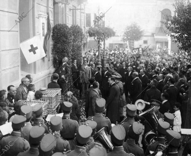 El general primo de Rivera (X), Descubriendo la lápida Conmemorativa de su...