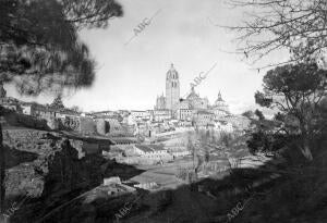 Santa Iglesia Catedral de Nuestra Señora de la Asunción y de San Frutos de...