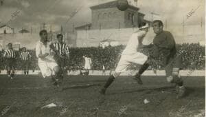 Partido entre el Real Madrid y el Athletic de Madrid que termió con el resultado...