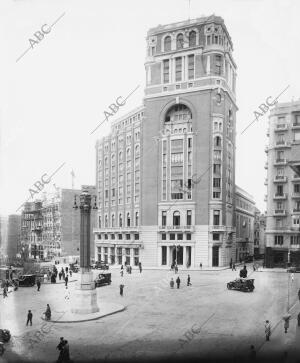 Vista del exterior del palacio de la prensa