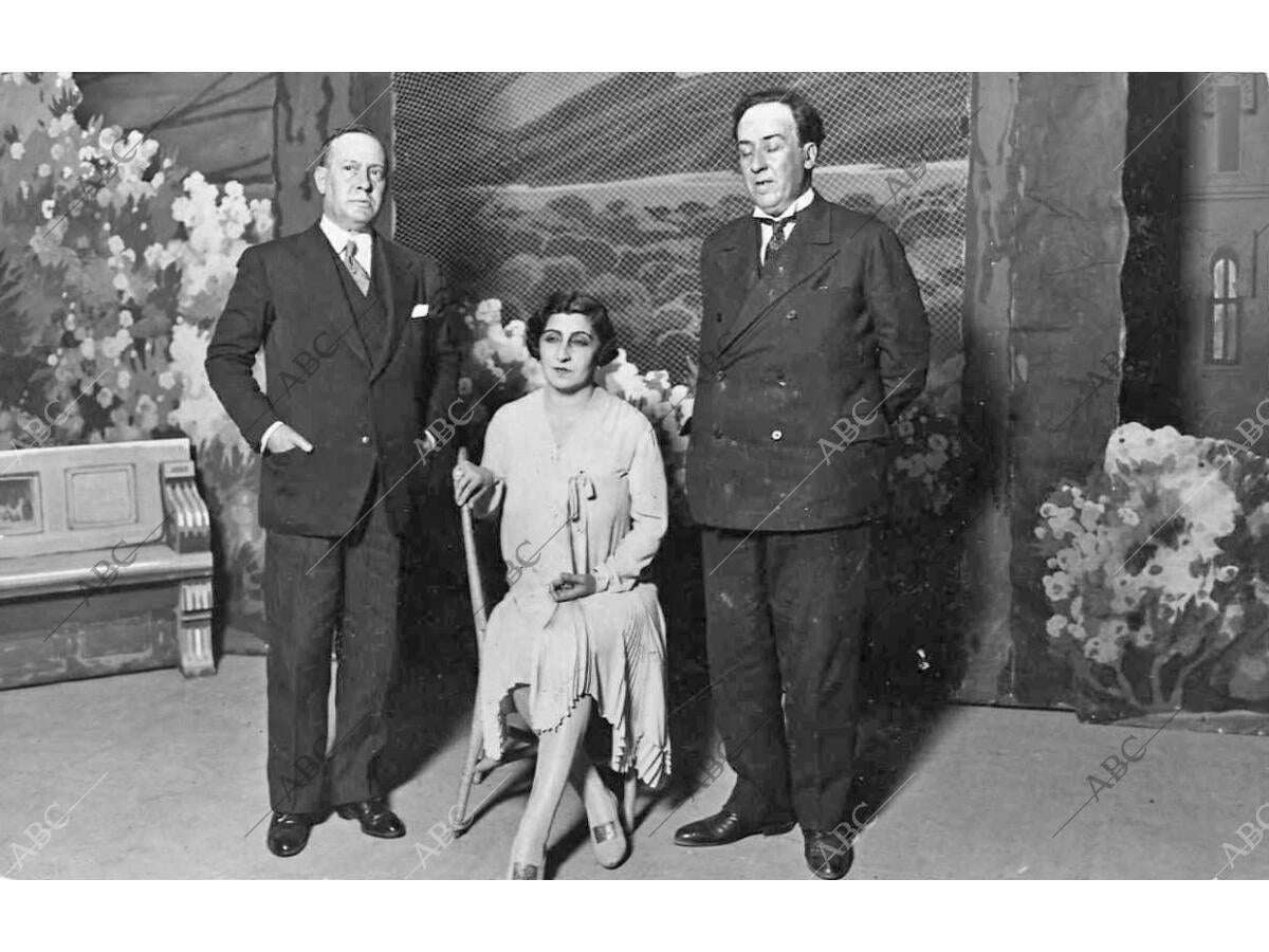 Estreno en España de las Adelfas, de los Hermanos Machado, Manuel y