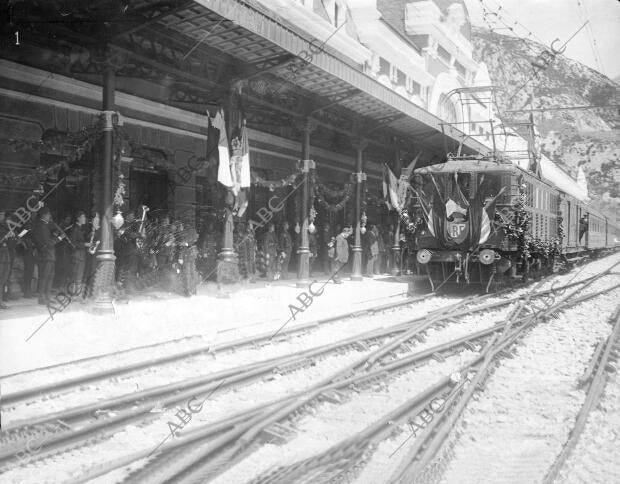 Inauguración de la estación de Canfranc (Huesca)