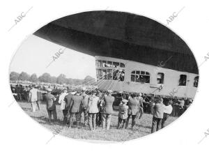 L A vuelta al mundo Del "Graf Zeppelin"