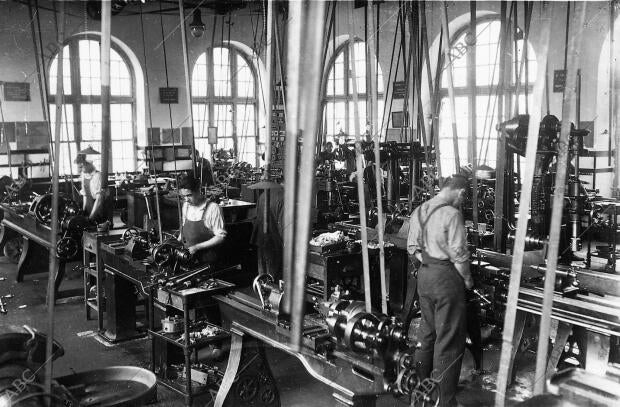 Escuela de armería en la fábrica de Armas de Eibar