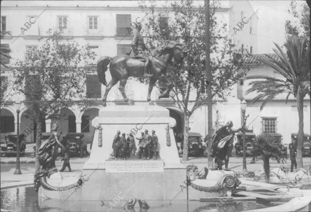 Monumento Erigido al Marqués de Estella por suscripción nacional y cuya...